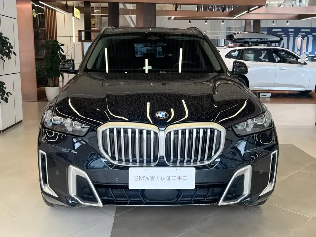 BMW X5 — Фото автомобиля 2