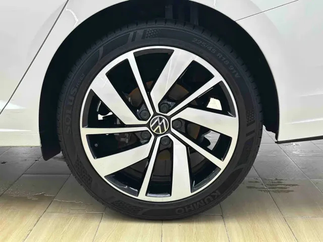 Volkswagen Sagitar — Фото автомобиля 17