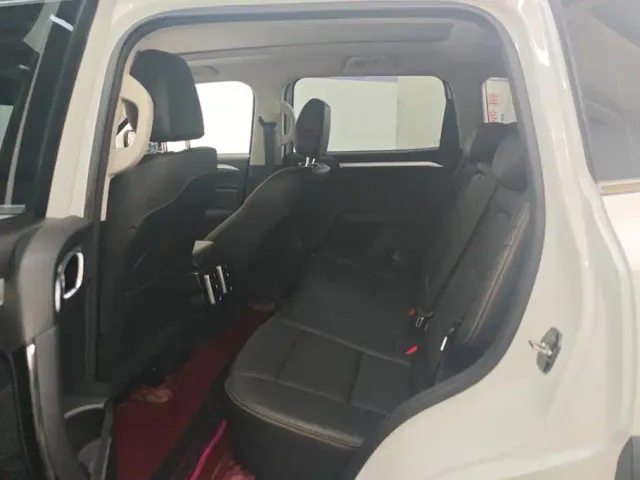 Haval Big Dog — Фото автомобиля 11