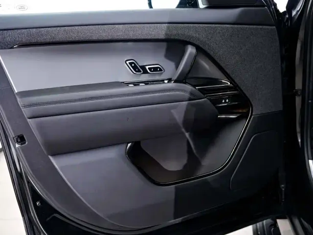 Land Rover Range Rover Sport — Фото автомобиля 17