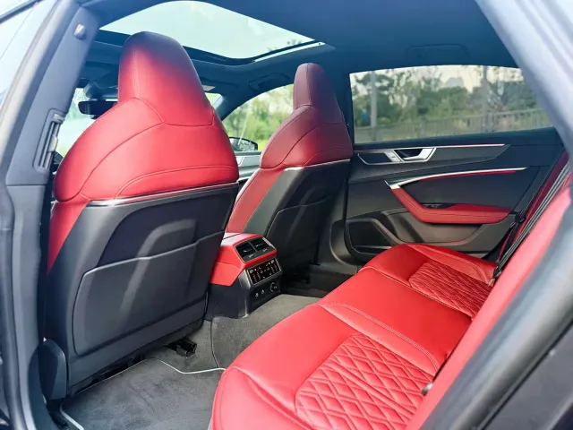 Audi A7L — Фото автомобиля 15