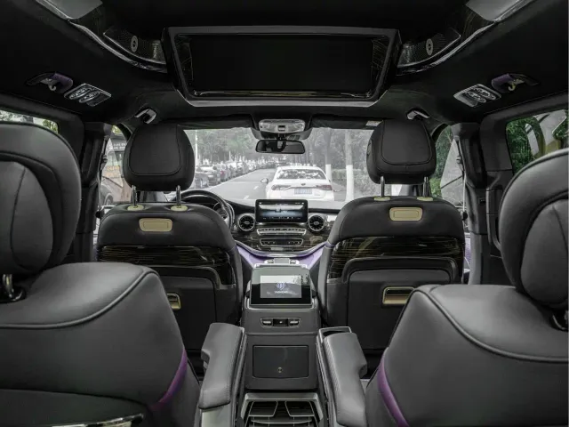 Mercedes-Benz V-Class — Фото автомобиля 14