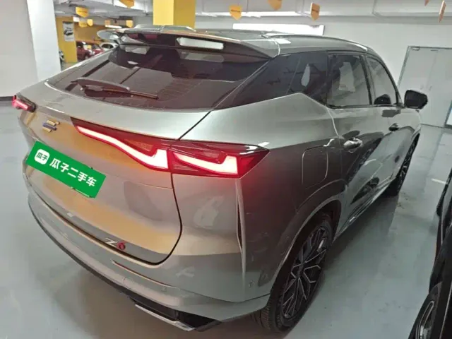 Changan Oshan Z6 EV — Фото автомобиля 6