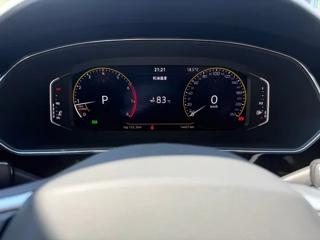 Volkswagen Passat — Фото автомобиля 10