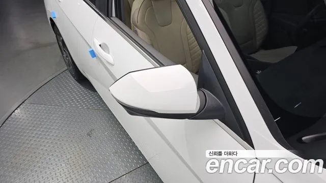 Hyundai AVANTE Новый Avante (CN7) — Фото автомобиля 28