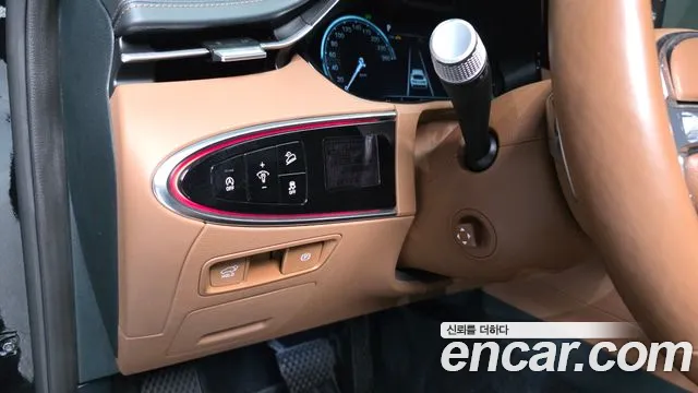Genesis GV70 2.5T Бензин 2WD — Фото автомобиля 23