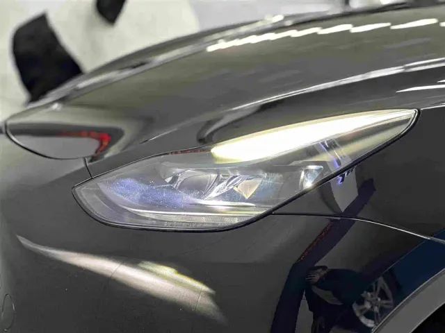 Tesla Model Y — Фото автомобиля 7