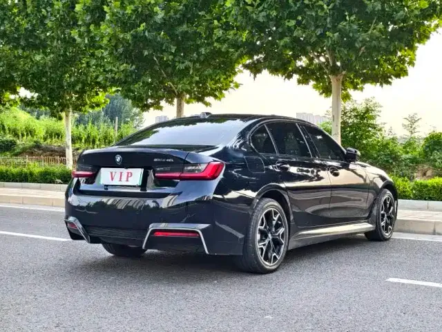 BMW i3 — Фото автомобиля 10
