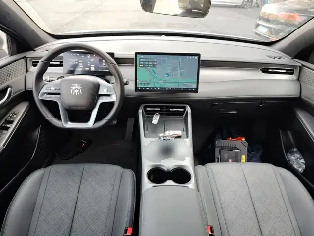 BYD Qin PLUS — Фото автомобиля 9