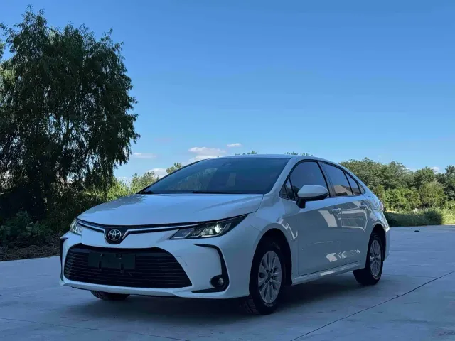 Фотография автомобиля — Toyota Corolla