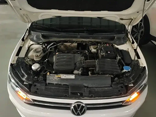 Volkswagen Polo — Фото автомобиля 15