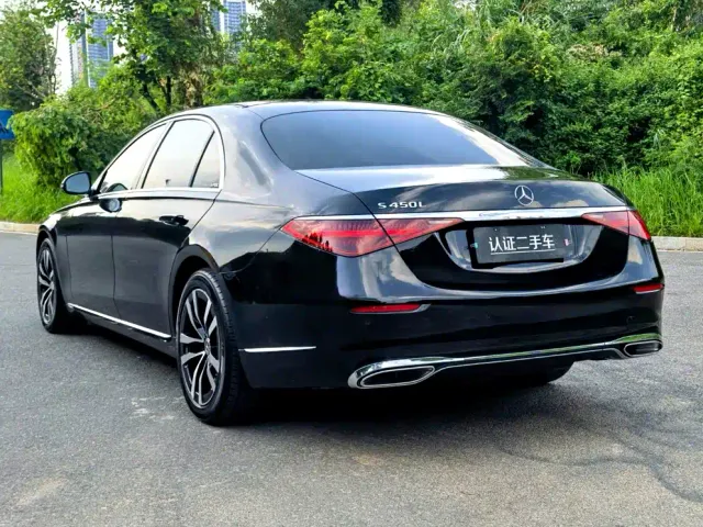 Mercedes-Benz S-Class — Фото автомобиля 5