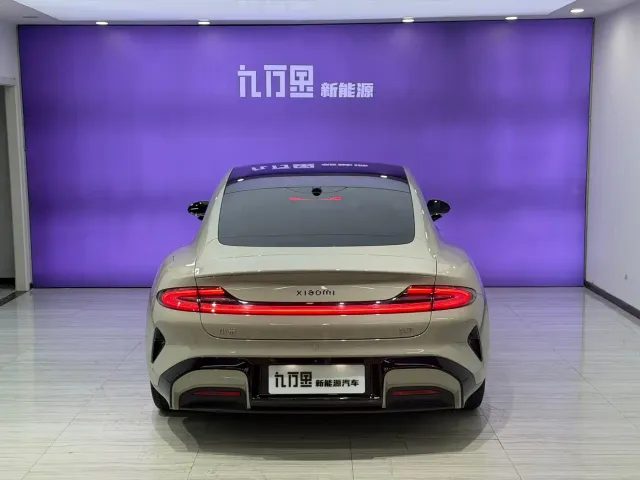 Xiaomi SU7 — Фото автомобиля 4