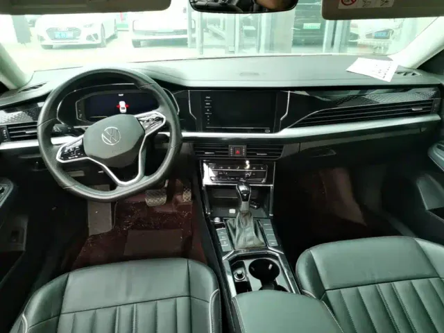 Volkswagen Passat 2023 330TSI Starlight Elite Edition — Фото автомобиля 5