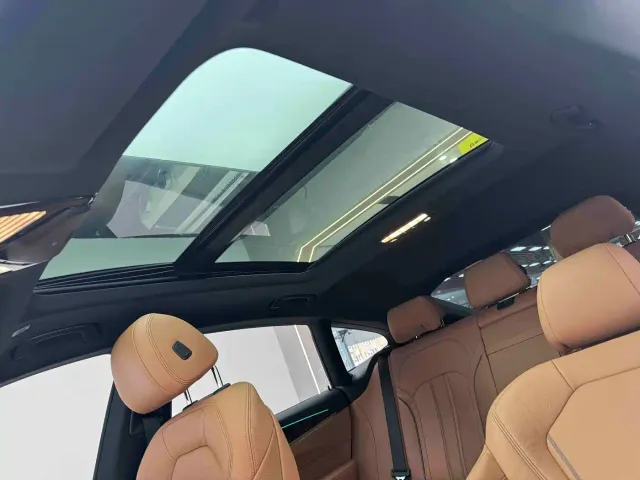 BMW 6 Series Gran Turismo — Фото автомобиля 15