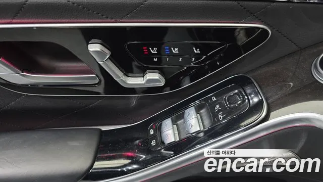 Mercedes-Benz S-Class — Фото автомобиля 12