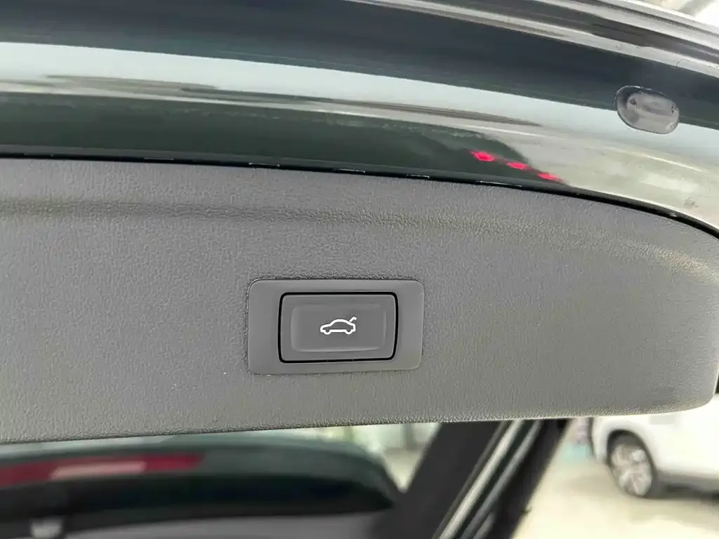 Audi Audi A3 2023 Facelift Sportback 35 TFSI Fashion Sport — Фото автомобиля 22