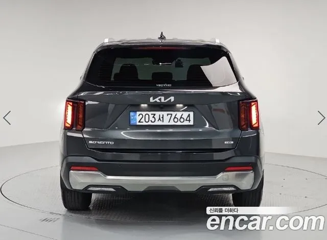 Kia Sorento — Фото автомобиля 3