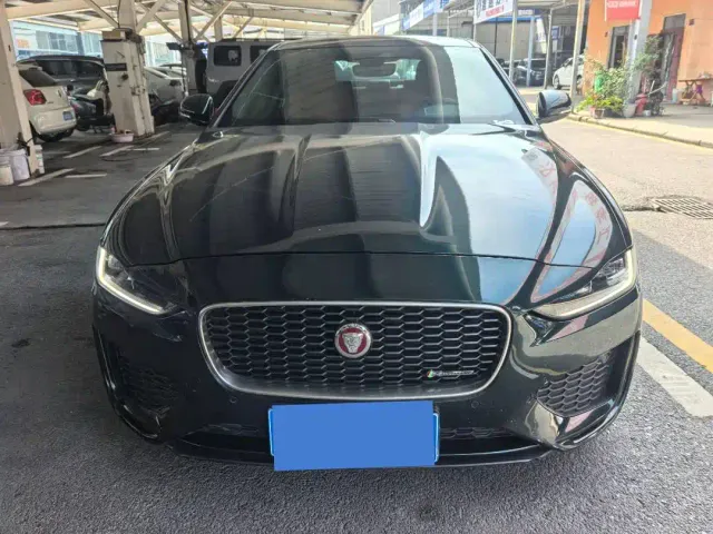Jaguar XEL — Фото автомобиля 3