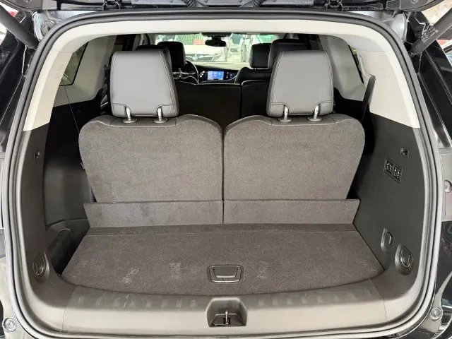 Buick Enclave — Фото автомобиля 14