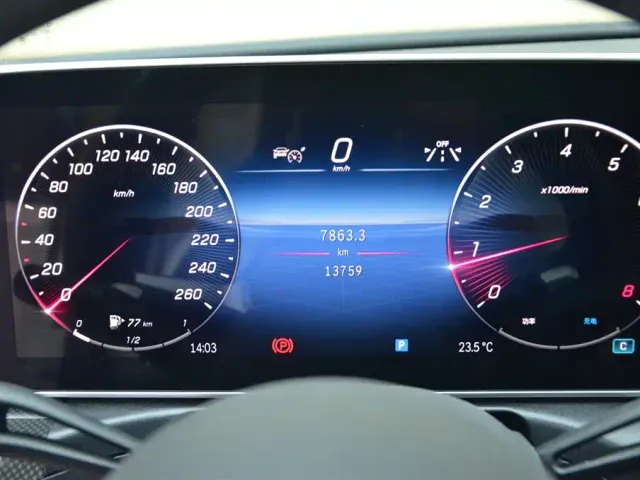 Mercedes-Benz C-Class — Фото автомобиля 12