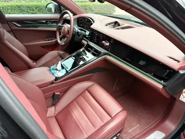 Porsche Panamera — Фото автомобиля 11