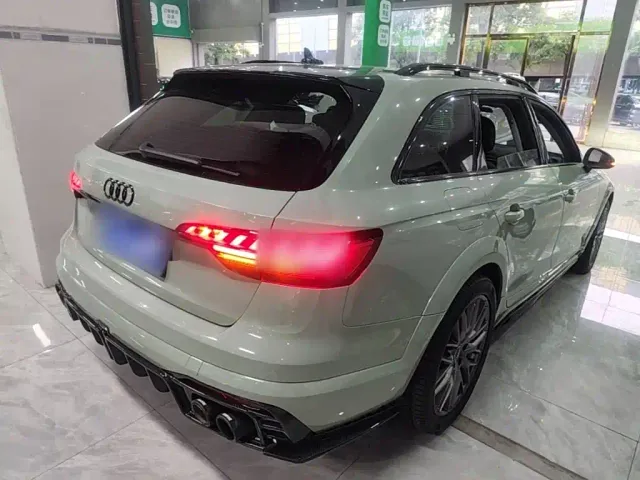Audi A4 — Фото автомобиля 6