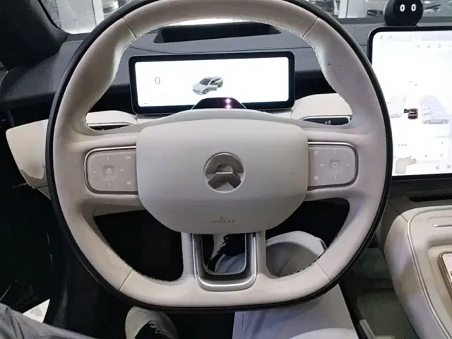 Nio ET5 Touring — Фото автомобиля 10
