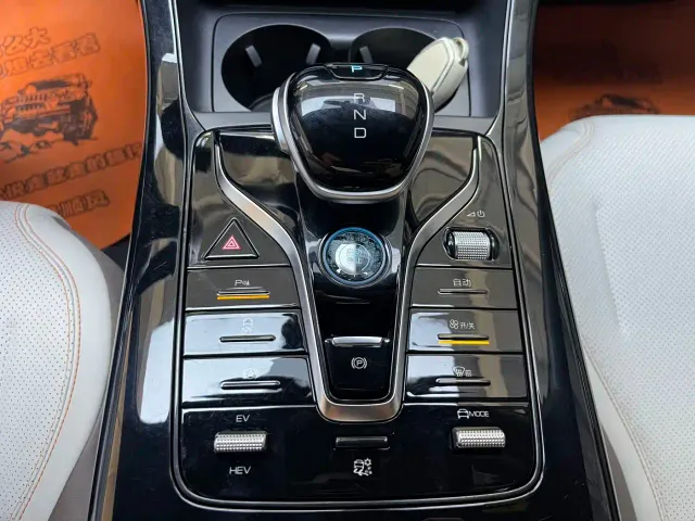 BYD Qin PLUS — Фото автомобиля 15