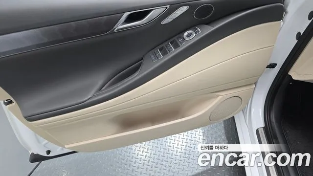 Genesis G80 RG3 — Фото автомобиля 13