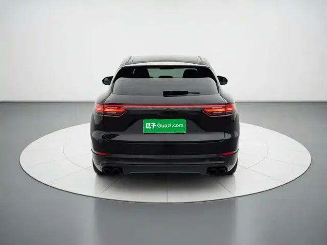 Porsche Cayenne — Фото автомобиля 5