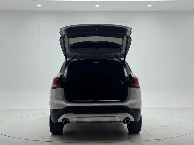 BMW X1 — Фото автомобиля 8