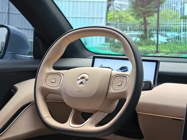 Nio ET5 Touring — Фото автомобиля 17