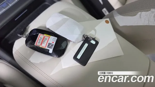 Genesis GV60 — Фото автомобиля 15
