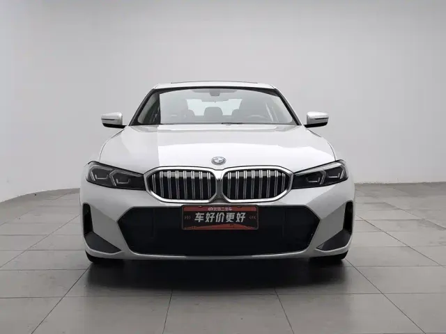 BMW 3 Series — Фото автомобиля 3
