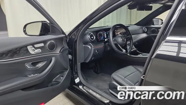 Mercedes-Benz E-Class W213 — Фото автомобиля 10