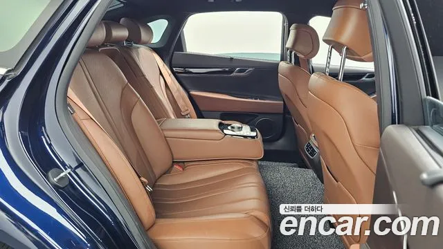 Genesis G80 Бензин 2.5 турбо 2WD — Фото автомобиля 11