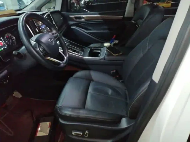 GAC Trumpchi M8 — Фото автомобиля 14