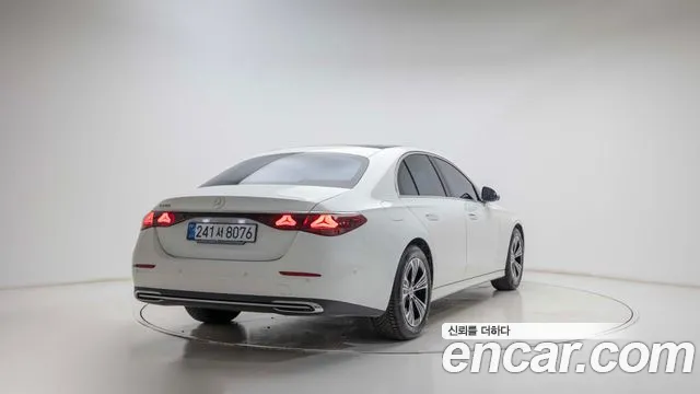 Mercedes-Benz E-Class W214 — Фото автомобиля 4