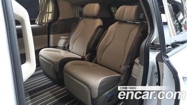 Kia Canival Carnival 4 поколение Дизель 7 мест Hi-Limousine — Фото автомобиля 8