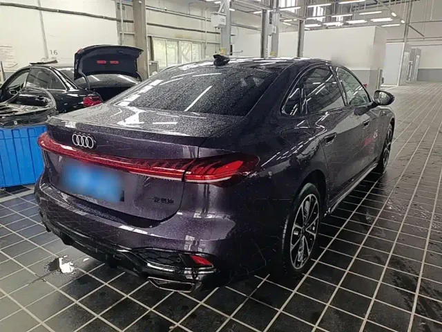 Audi A5L — Фото автомобиля 6