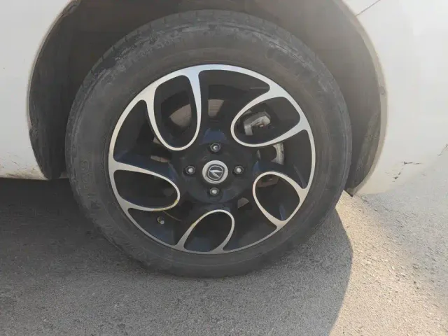 Changan Benben E-Star — Фото автомобиля 9