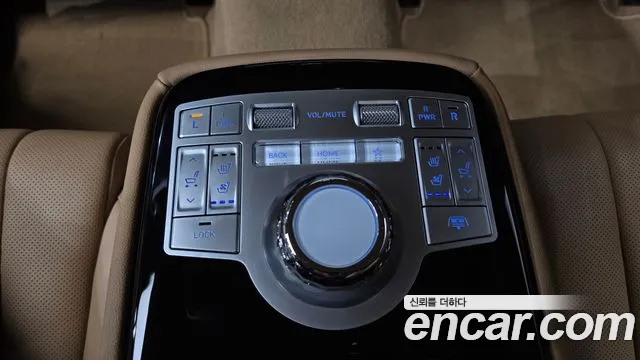 Genesis G80 Бензин 2.5 турбо AWD — Фото автомобиля 28