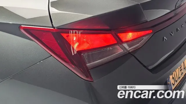 Hyundai AVANTE Avante (CN7) — Фото автомобиля 23