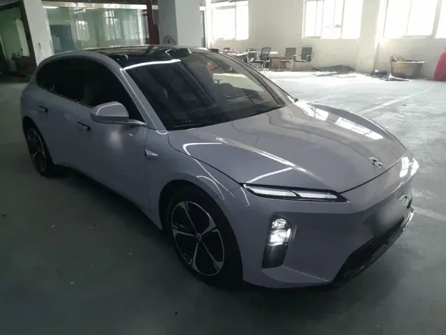 Nio ET5 Touring — Фото автомобиля 3