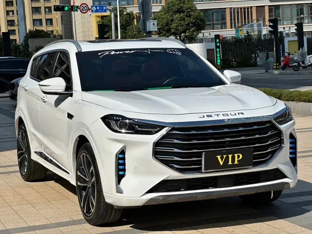 Jetour X70 Plus — Фото автомобиля 3