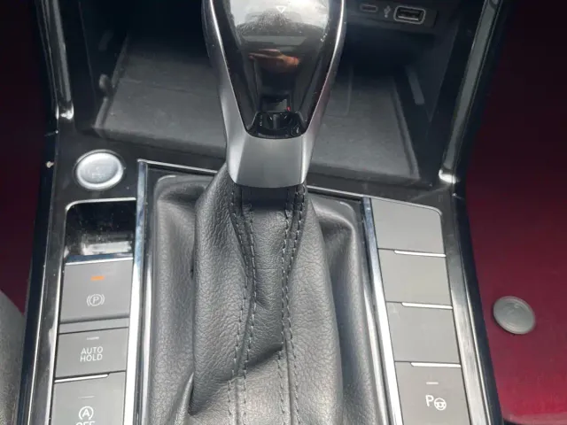 Volkswagen Passat — Фото автомобиля 12