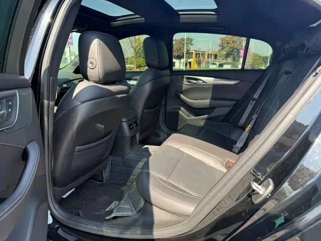 Cadillac CT5 — Фото автомобиля 11