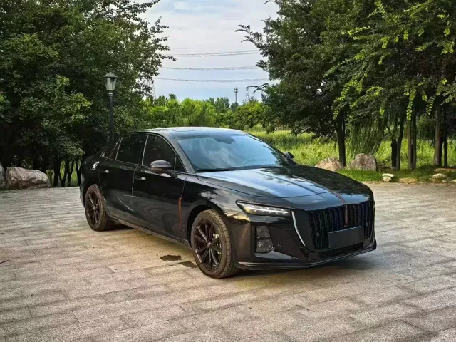 Hongqi H5 — Фото автомобиля 3