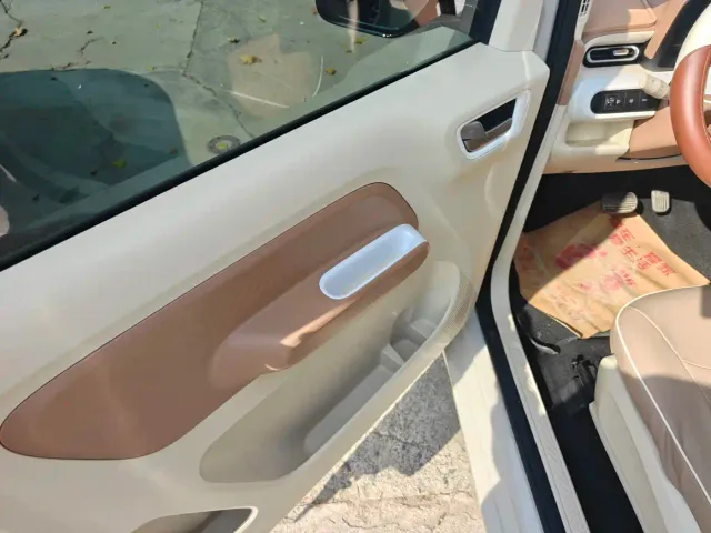 Wuling Hongguang Mini EV — Фото автомобиля 12